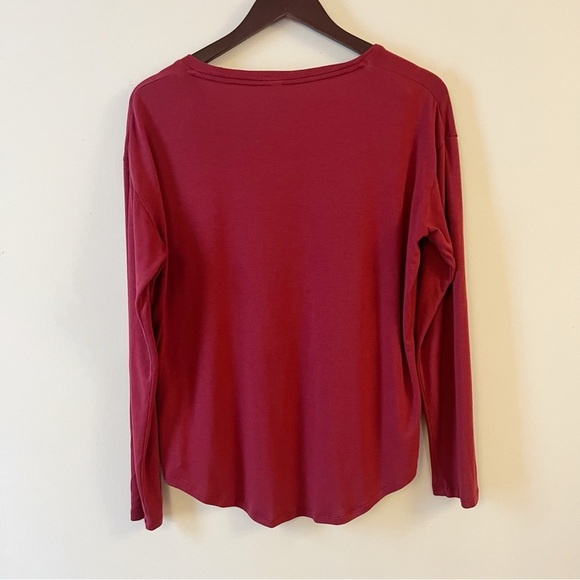 Athleta 982000 Cloudlight Stratus Long Sleeves Mahogany Red Top Shirt Size Small - Picture 5 of 6